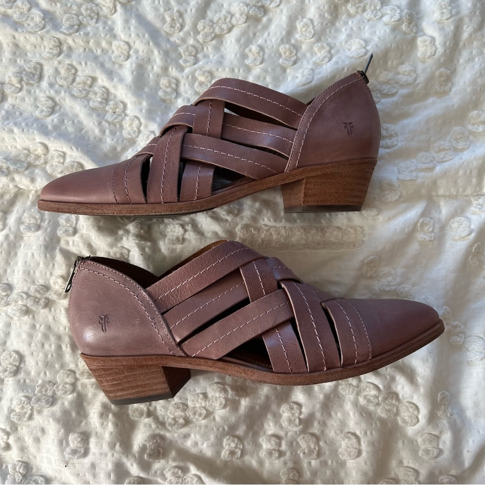 Frye Ray Huarache Shootie - Lilac